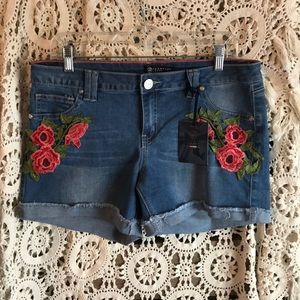 BOOM BOOM JEANS 💥 DENIM SHORTS